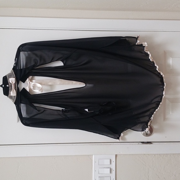 Peek • a • Boudoir Baby Doll - Picture 4 of 11